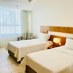 Naoum Hotel