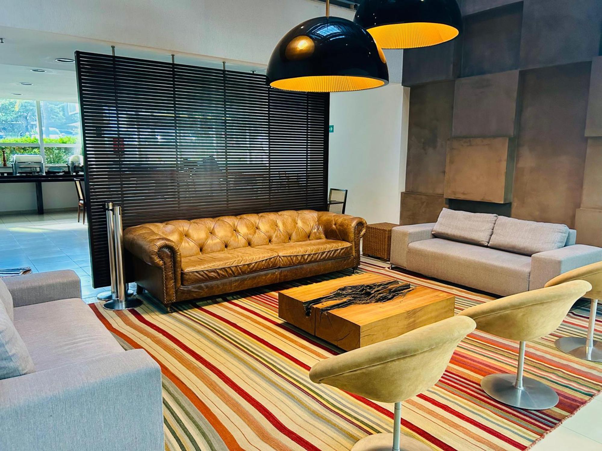 Hotel Naoum 4*
