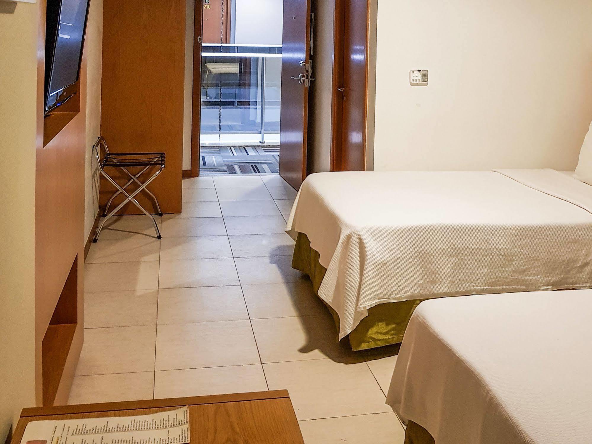 Naoum 4* Brasilia